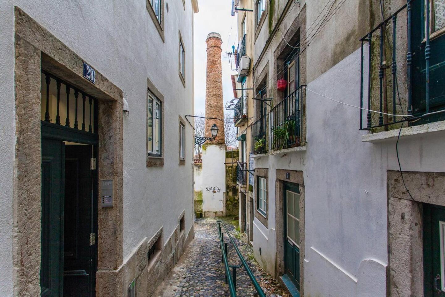 Whome Hidden Gem In Alfama Perfect To Explore Lisboa Exterior foto