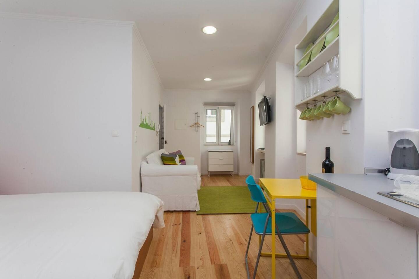 Whome Hidden Gem In Alfama Perfect To Explore Lisboa Exterior foto