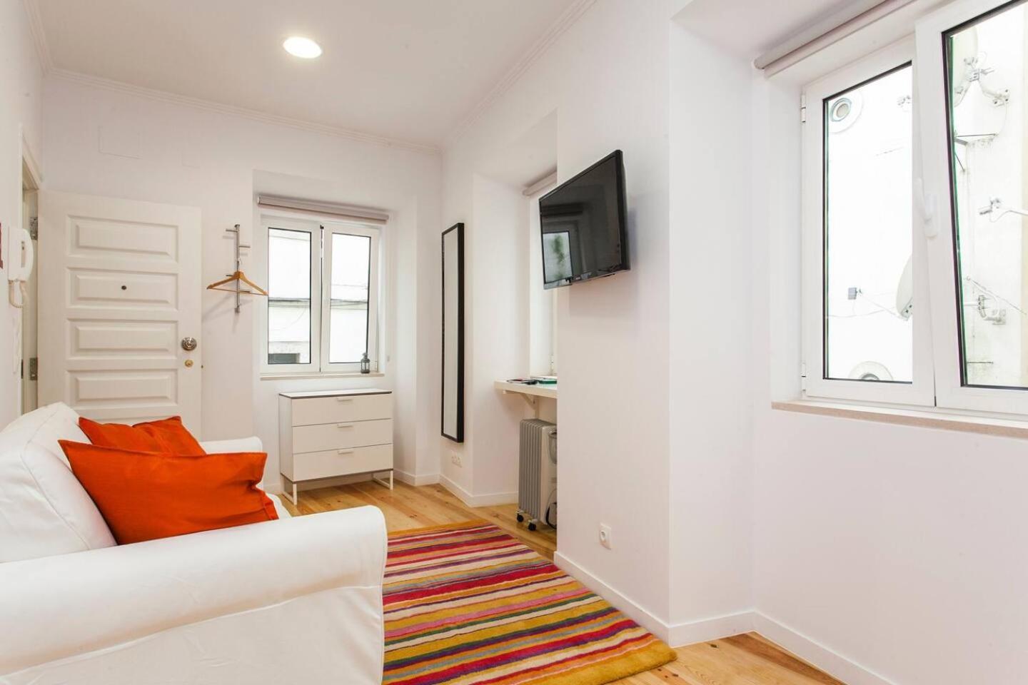 Whome Hidden Gem In Alfama Perfect To Explore Lisboa Exterior foto