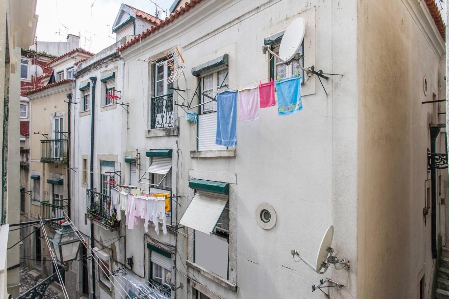 Whome Hidden Gem In Alfama Perfect To Explore Lisboa Exterior foto
